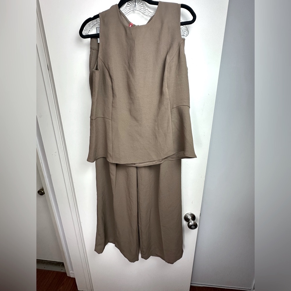 SPANX Lot 2 Pieces;Brown Carefree Crepe Peplum Tank Top & Relaxed Leg Pants L/XL